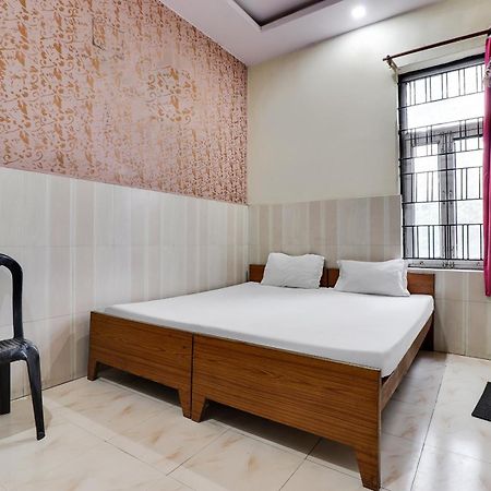 SPOT ON 40076 Hotel Sunny Bhairaun Ghat Bagian luar foto